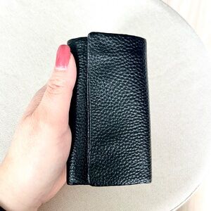 Black Vegan Key Case w/ Zipper Pocket – Key Organizer